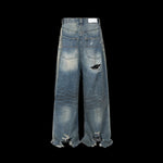 DISTRESSED JEANS